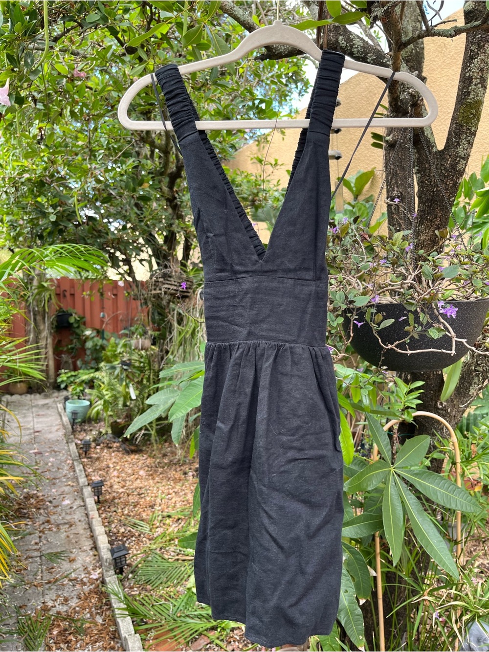 A&F Black V-Neck Crossback Linen Dress, Women’s size XXS